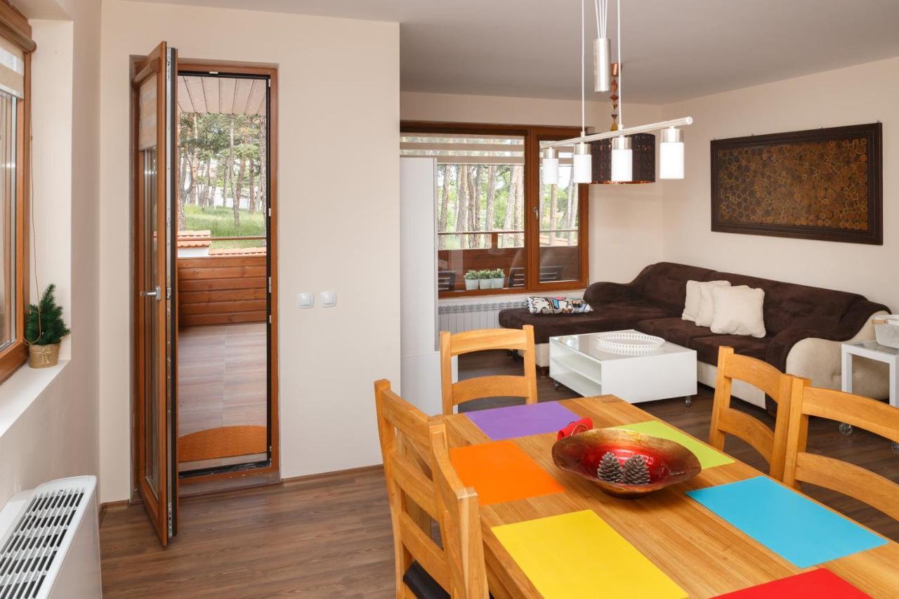 Апартамент "Forest View" В Комплекс "Вели Хилс" Velingrad Exterior foto